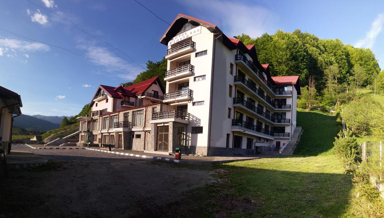 Hotel Floris Cheia  Extérieur photo